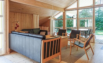 Stunning home in Aakirkeby with kitchen 3