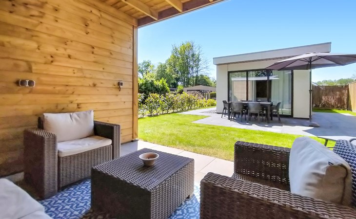 2 bedroom gorgeous home in Heinkenszand 1