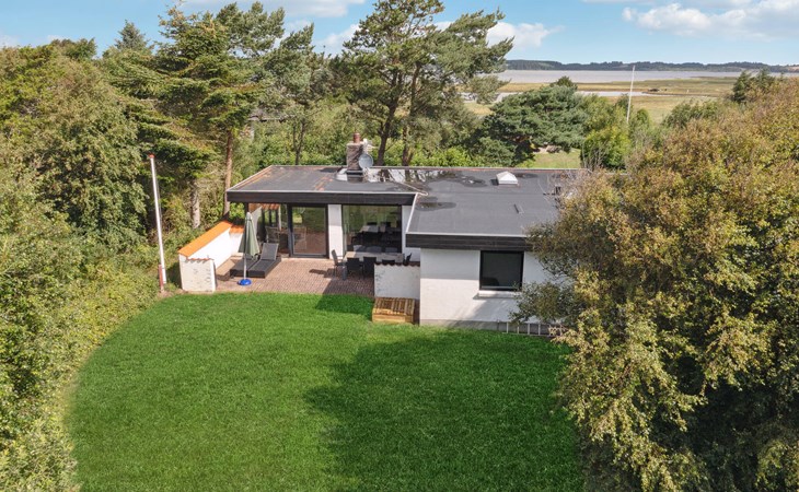3 bedroom awesome home in Thyholm 1