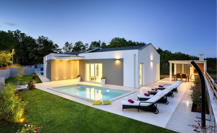 Awesome home in Rebici 1