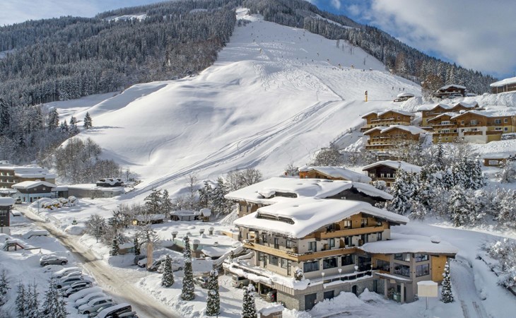 Suite mit 2 SZ & Wellnessbereich 1