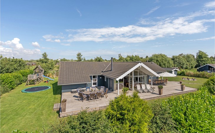 Lovely home in Væggerløse with sauna 1