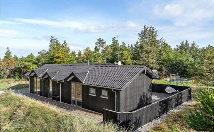 Awesome home in Hvide Sande with WiFi 1