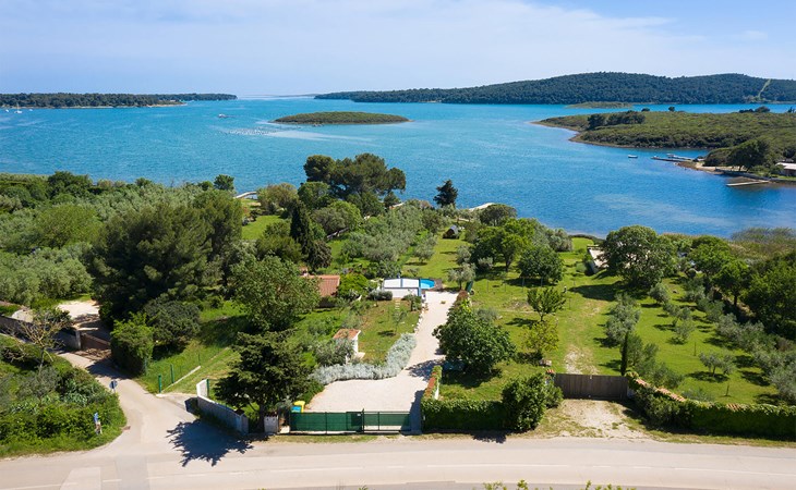 Villa Beach House Olive 1