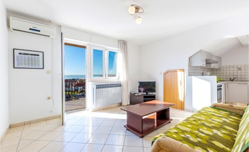 Lovely apartment in Kastel Luksic 3