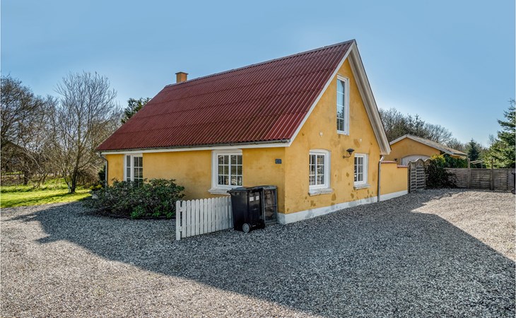 Lovely home in Pandrup with WiFi 1