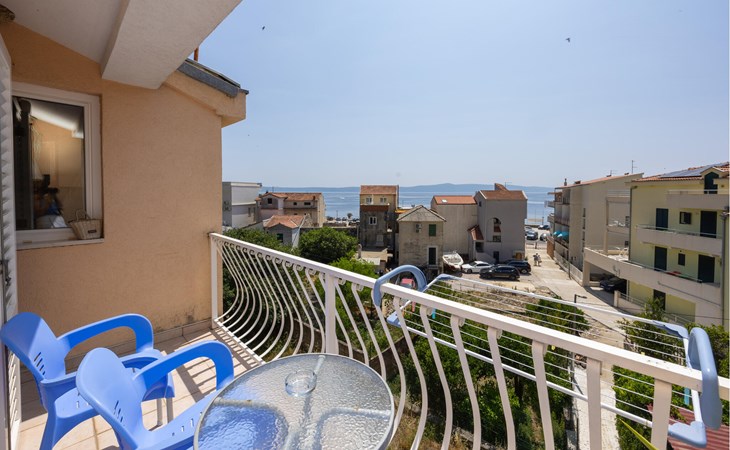 1 bedroom stunning apartment in Podgora 1