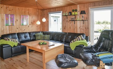 Beautiful home in Tarm with kitchen 2