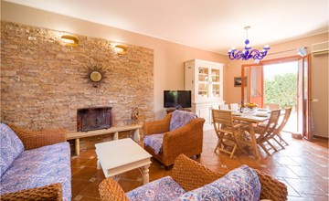 Beautiful home in Torre Colonna-Sperone 3
