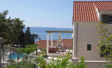 Schönes Ferienhaus mit privatem Pool 3