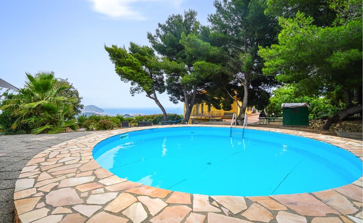 3 bedroom awesome apartment in Imperia 1