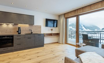 Mountain Suite Nr 301 3