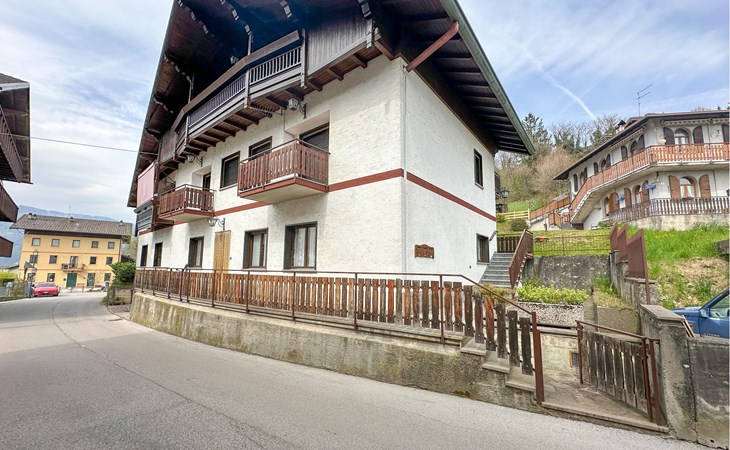 3 bedroom amazing apartment in Lamon 1