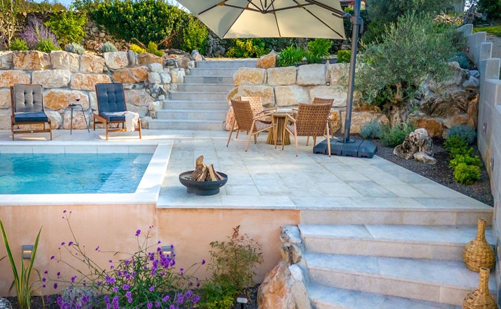 Botra Maria Luxury 1