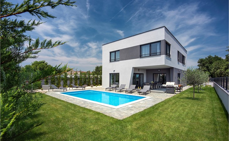Villa Tika 1