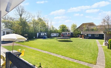 Tiny house de Zwaluw op camping Oudesluis  2