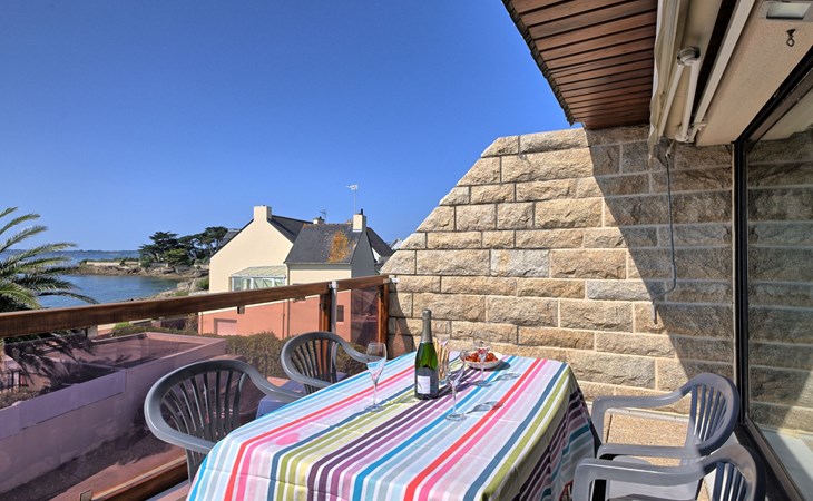 Wunderschöne Aussicht auf das Meer und Groix (POE300) 1