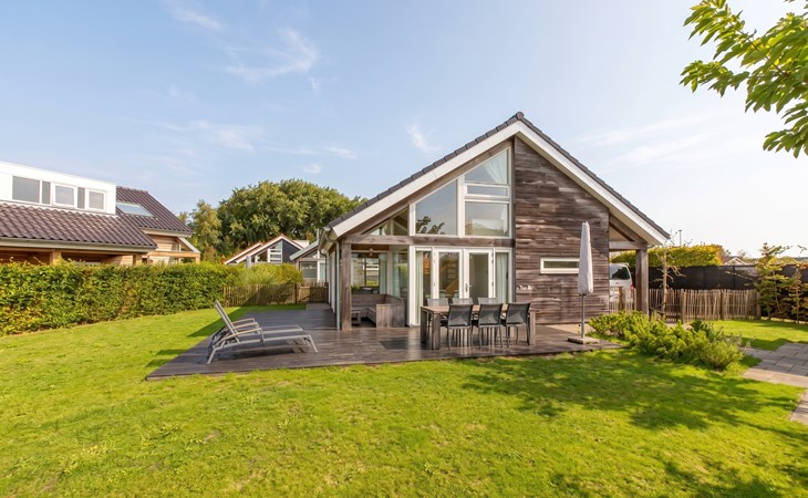 Zonnedorp Kavel 10 Renesse | Villa nabij het Strand & met Ruime Tuin 1