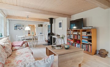 Beautiful home in østermarie with WiFi 3
