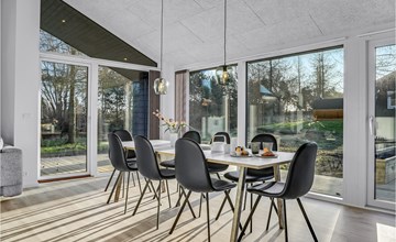 4 bedroom nice home in Glesborg 3