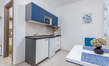 Cozy apartment in Pula with WiFi 2