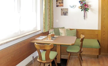 Thuis – uitzicht op de vallei (PZT384) 2