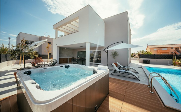 Villa South 1