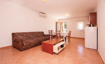 1 bedroom lovely apartment in Sibenik 2