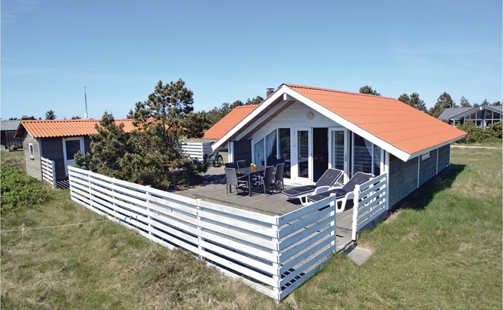 Amazing home in Blåvand with WiFi 1