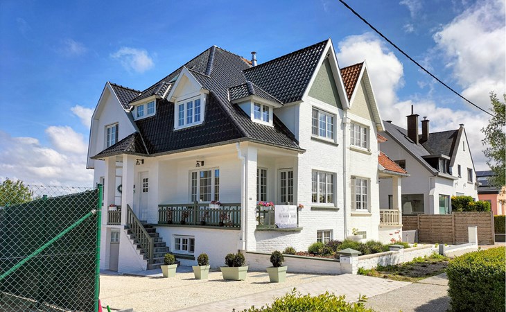 5 bedroom beautiful home in Westende 1