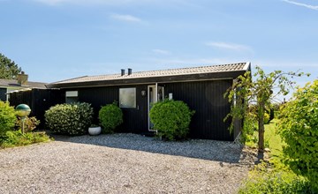 "Manfred" - 250m from the sea 3