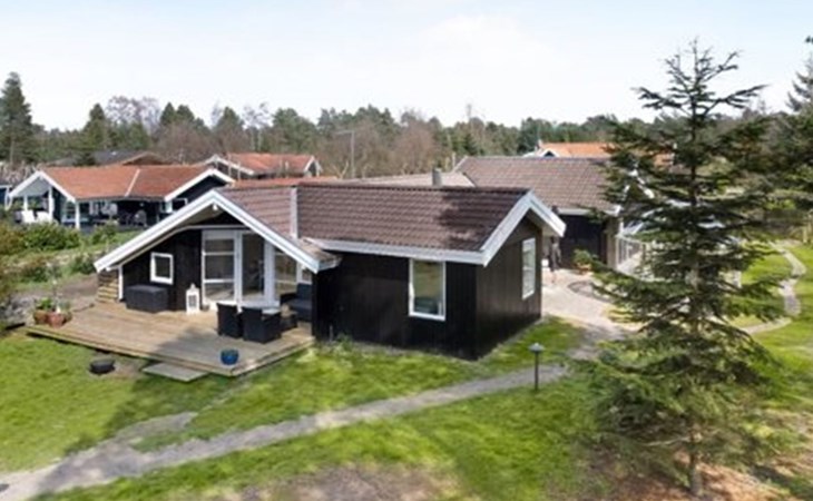 "Sissie" - 400m from the sea 1