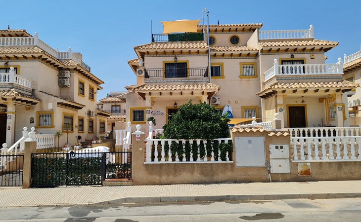 Schönes Ferienhaus Casa Juan mit Pool 1