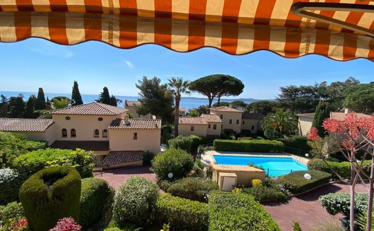 "La petite maison Maximoise" (Das kleine Haus Maximoise) 1