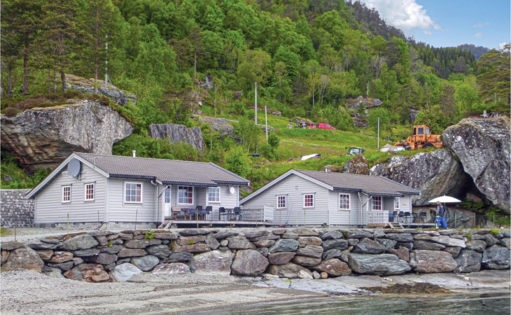 Beautiful home in Omastrand with WiFi 1