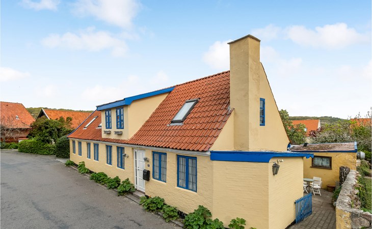 3 bedroom nice apartment in Allinge 1