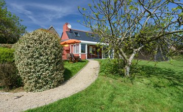 Between Earth and sea 2