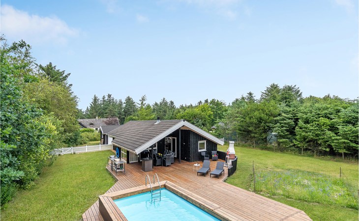 Lovely home in Saltum with kitchen 1