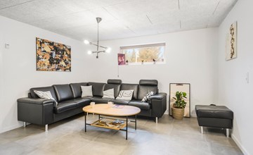 5 bedroom amazing home in Herning 3