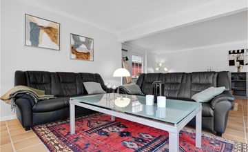 Awesome home in Rønne with WiFi 3
