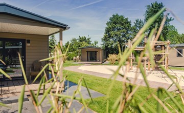 Groepsaccommodatie (6x bungalette met veranda) I 30 pers. 3