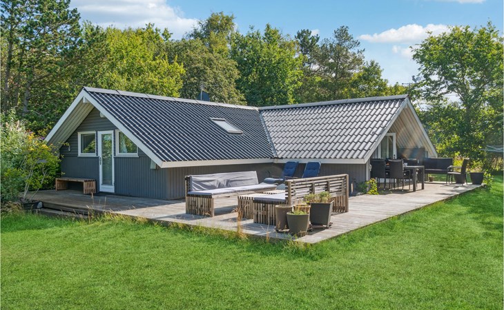 Gorgeous home in Sjællands Odde 1