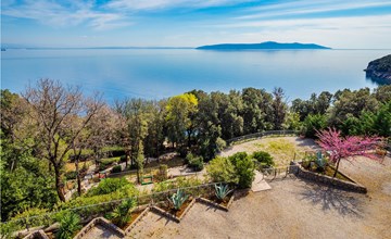 Beach front apartment 2