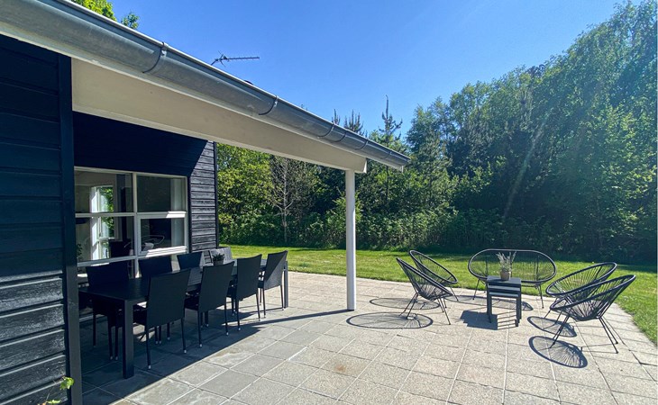 Amazing home in Hals with kitchen 1