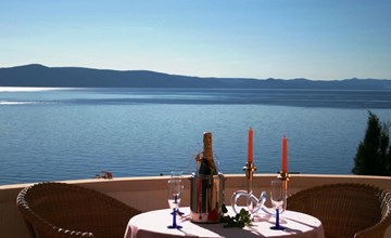 Tolle Wohnung in Drašnice mit Schönem Garten 2