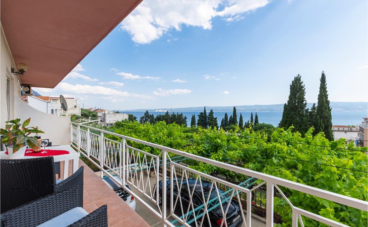Gorgeous apartment in Duce with WiFi 1