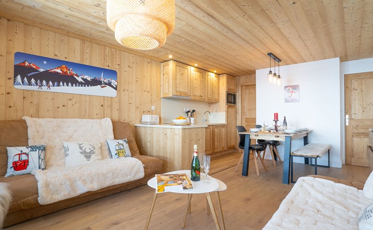 Golden Snow (Val Claret) 1