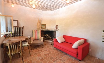 1 bedroom beautiful home in Saignon 3