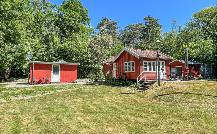 2 bedroom beautiful home in Rønne 1