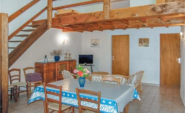 Cozy home in Sainte Croix-à-Lauze 3